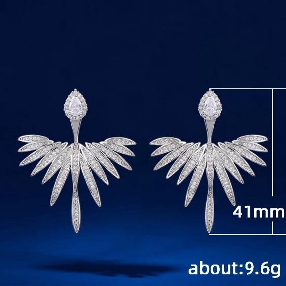 New Gorgeous Silver Wings of Angel Earrings - Picture 2 of 3